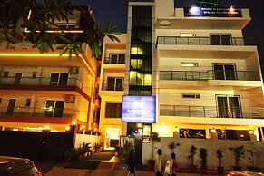 Mavens White Artemis Hospital Road Gurgaon