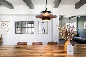 The Churchill Penthouse by Daniel&Jacob’s