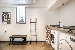 The Churchill Penthouse by Daniel&Jacob’s