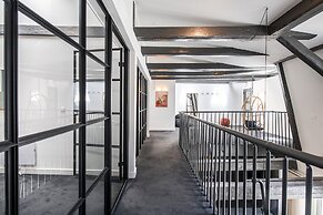 The Churchill Penthouse by Daniel&Jacob’s