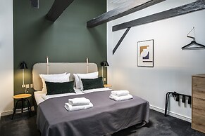 The Churchill Penthouse by Daniel&Jacob’s