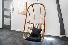 The Churchill Penthouse by Daniel&Jacob’s