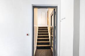 The Churchill Penthouse by Daniel&Jacob’s