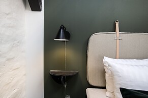 The Churchill Penthouse by Daniel&Jacob’s