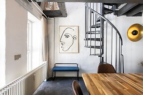 The Churchill Penthouse by Daniel&Jacob’s