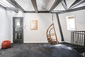 The Churchill Penthouse by Daniel&Jacob’s