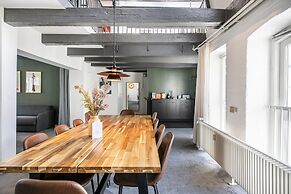 The Churchill Penthouse by Daniel&Jacob’s