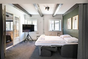 The Churchill Penthouse by Daniel&Jacob’s