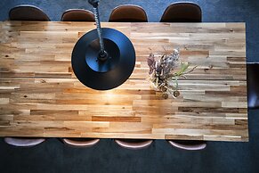 The Churchill Penthouse by Daniel&Jacob’s