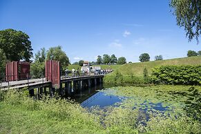 The Churchill Penthouse by Daniel&Jacob’s