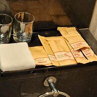 Savoy Hotel Mactan Newtown