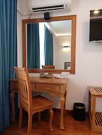 Dragon Phoenix Hotel