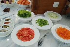 Dragon Phoenix Hotel