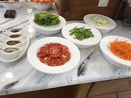 Dragon Phoenix Hotel