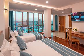 Dragon Phoenix Hotel