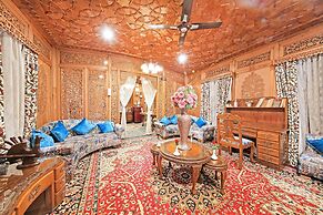 Kolu Group Of Houseboats