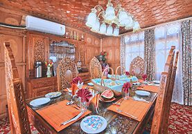 Kolu Group Of Houseboats