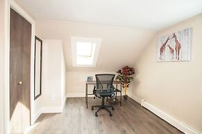 Luxury Collection-4 Bedroom 3 Full-bathroom-boston