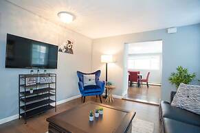 Luxury Collection-4 Bedroom 3 Full-bathroom-boston