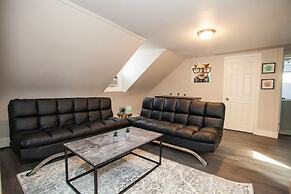 Luxury Collection-4 Bedroom 3 Full-bathroom-boston