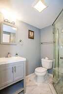 Luxury Collection-4 Bedroom 3 Full-bathroom-boston
