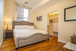 Luxe Condo Back Bay Boston-3 Bedrooms & 2 Baths