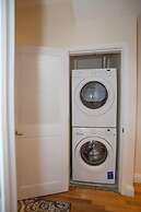 Luxe Condo Back Bay Boston-3 Bedrooms & 2 Baths