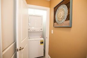 Lux Condo Near Boston - 3 King Beds 2 Bath-parking