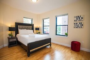 NEW 4 Bed 2 Full Bath Condo Near Back Bay