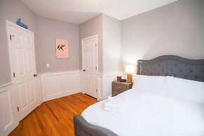Central Boston 5 Bed 2 Bath North End-sleeps 10