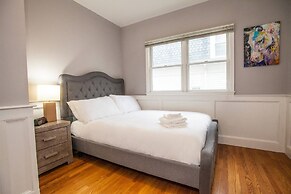 Central Boston 5 Bed 2 Bath North End-sleeps 10