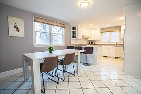 Central Boston 5 Bed 2 Bath North End-sleeps 10