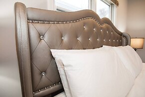 Central Boston 5 Bed 2 Bath North End-sleeps 10