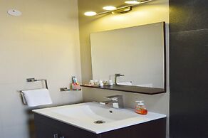 When In Gurgaon - Service Apartments near Medanta Medicity