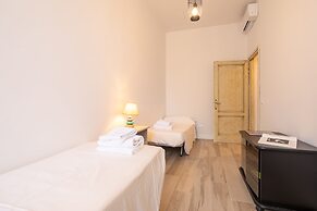 Santa Maria Novella 4 Bedrooms by Mmega