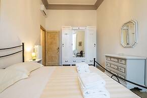 Santa Maria Novella 4 Bedrooms by Mmega