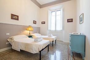 Santa Maria Novella 4 Bedrooms by Mmega