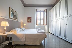 Santa Maria Novella 4 Bedrooms by Mmega