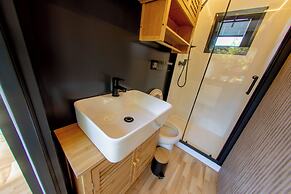 Prague Bay Houseboats