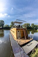 Prague Bay Houseboats