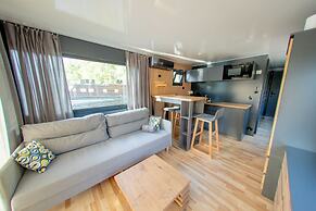 Prague Bay Houseboats