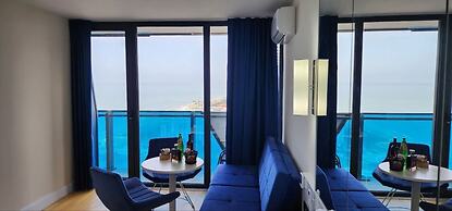 Royal Sea Breeze Apartment