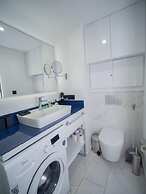Royal Sea Breeze Apartment