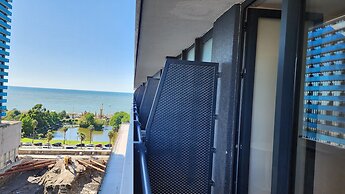 Royal Sea Breeze Apartment