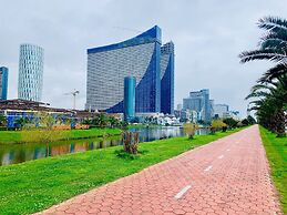 Royal Sea Breeze Apartment