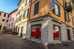 JOIVY Chic Studio in Como Centre