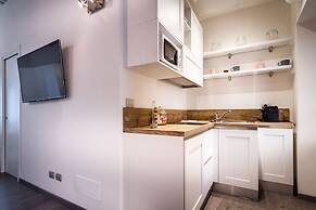 JOIVY Chic Studio in Como Centre