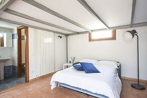 JOIVY Blue Terraced House