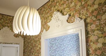 JOIVY Flowers Apartment 25