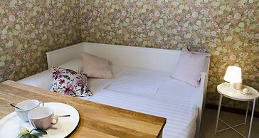 JOIVY Flowers Apartment 25